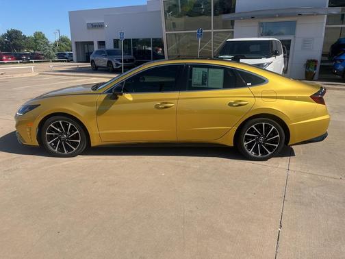 2020 Hyundai SONATA SEL Plus