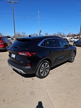 2025 Ford Escape Platinum