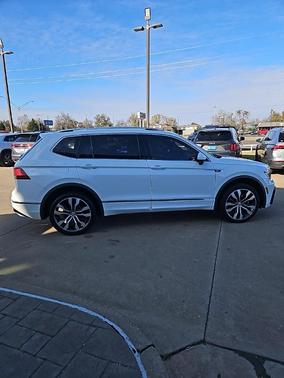 2020 Volkswagen Tiguan 2.0T SEL Premium R-Line