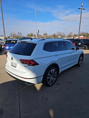 2020 Volkswagen Tiguan 2.0T SEL Premium R-Line