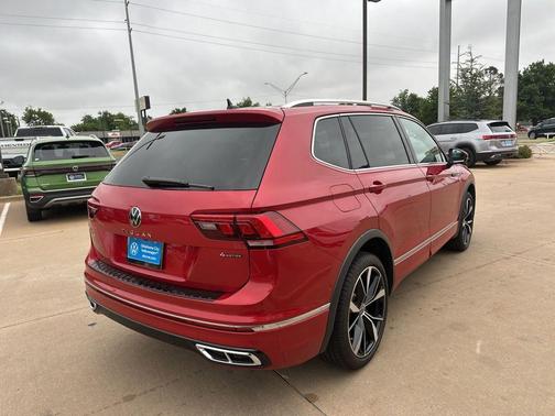 Kings Red 2024 Volkswagen Tiguan 2.0T SEL R-Line