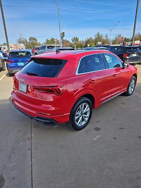 2024 Audi Q3 45 S line Premium