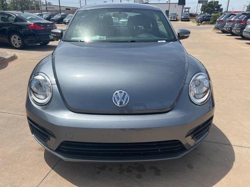 2019 Volkswagen Beetle 2.0T S