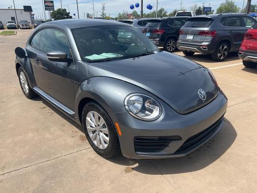 2019 Volkswagen Beetle 2.0T S