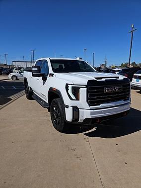 2024 GMC Sierra 2500 AT4