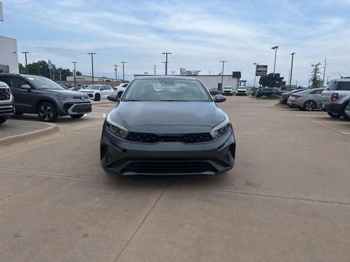 Gravity Gray 2024 Kia Forte LXS