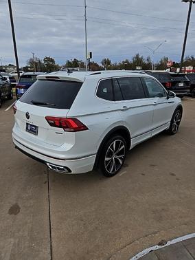 2024 Volkswagen Tiguan 2.0T SEL R-Line