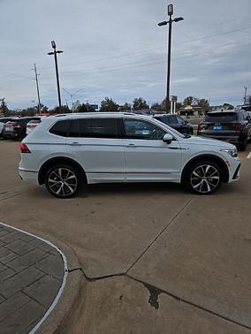 2024 Volkswagen Tiguan 2.0T SEL R-Line