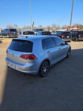 2017 Volkswagen Golf GTI Autobahn 4-Door