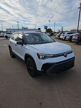 2025 Volkswagen Taos 1.5T SE Black