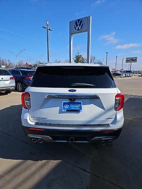 2022 Ford Explorer Platinum