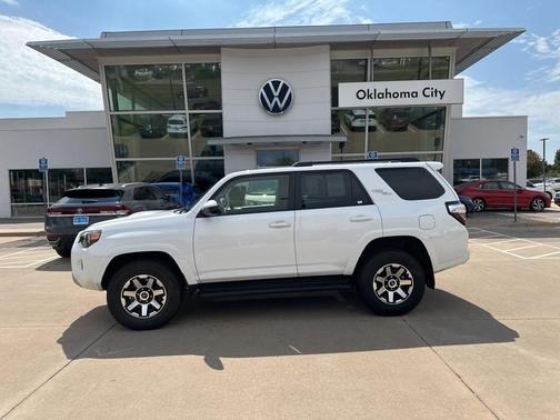 2024 Toyota 4Runner TRD Off Road