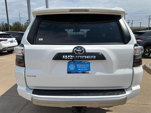 2024 Toyota 4Runner TRD Off Road