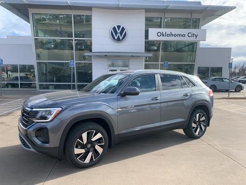 2025 Volkswagen Atlas Cross Sport 2.0T SE w/Technology