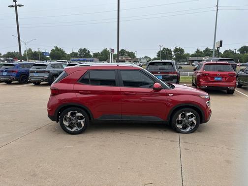 Scarlet Red Pearl 2022 Hyundai VENUE Limited