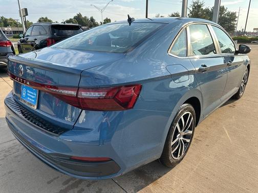 2025 Volkswagen Jetta 1.5T SE