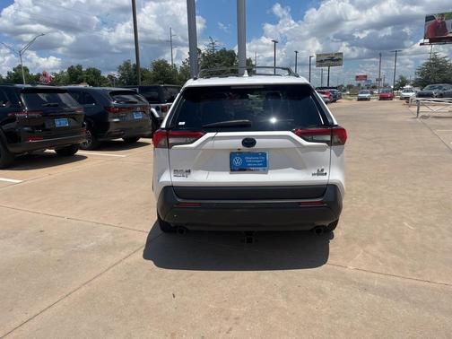 2019 Toyota RAV4 Hybrid LE