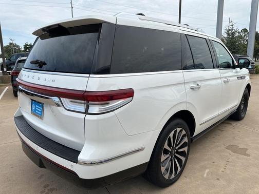 2022 Lincoln Navigator Reserve