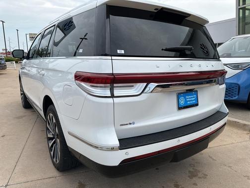 2022 Lincoln Navigator Reserve