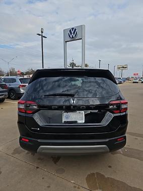 2023 Honda Pilot EX-L 8-Passenger