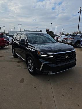 2023 Honda Pilot EX-L 8-Passenger