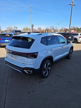 2026 Volkswagen Taos 1.5T SE