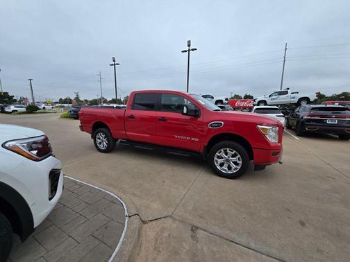 2024 Nissan Titan XD SV