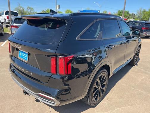 2022 Kia Sorento SX