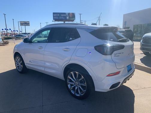 2024 Buick Encore GX Avenir