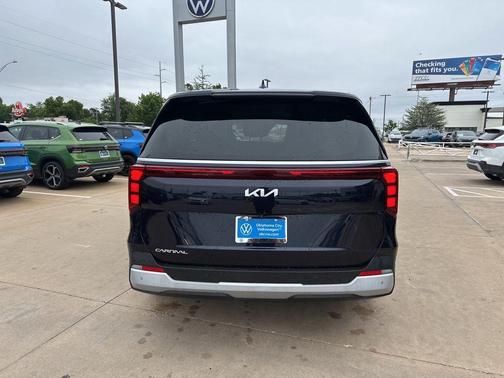 Deep Chroma Blue 2025 Kia Carnival LXS