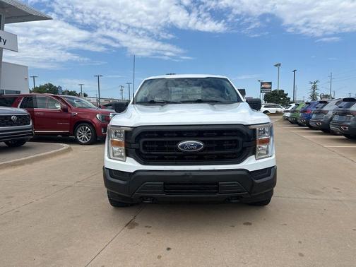 Oxford White 2022 Ford F-150 XL