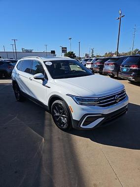 2024 Volkswagen Tiguan 2.0T SE
