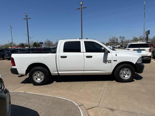 Bright White Clearcoat 2021 RAM 1500 Classic Tradesman