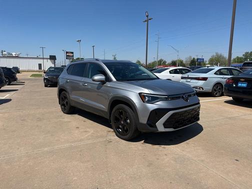 2025 Volkswagen Taos 1.5T SEL