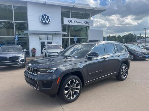2022 Jeep Grand Cherokee Overland