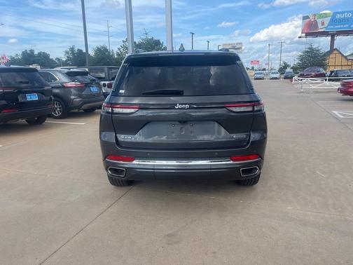 2022 Jeep Grand Cherokee Overland