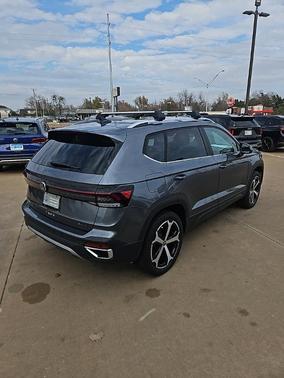 2026 Volkswagen Taos 1.5T SEL