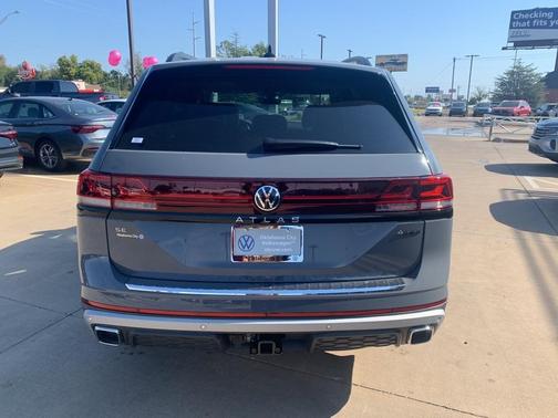 2025 Volkswagen Atlas 2.0T Peak Edition