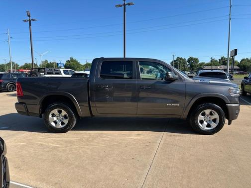 Granite Crystal Clearcoat Metallic 2025 RAM 1500 Big Horn/Lone Star