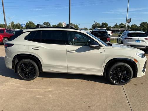 2025 Volkswagen Tiguan 2.0T SE R-Line Black