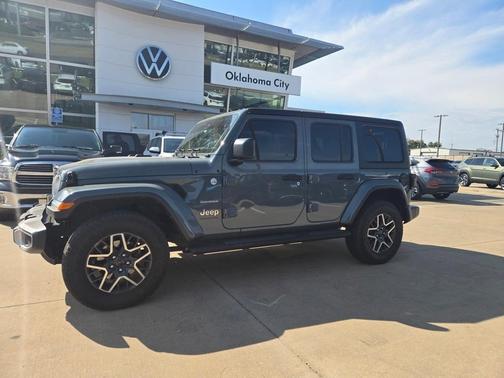 2024 Jeep Wrangler Sahara