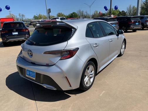 2021 Toyota Corolla Hatchback SE