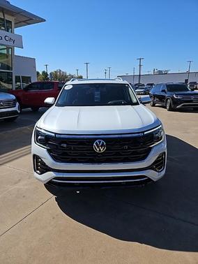 2025 Volkswagen Atlas 2.0T SEL Premium R-Line