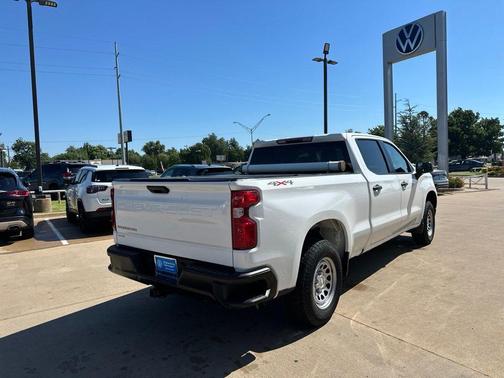 Summit White 2022 Chevrolet Silverado 1500 WT