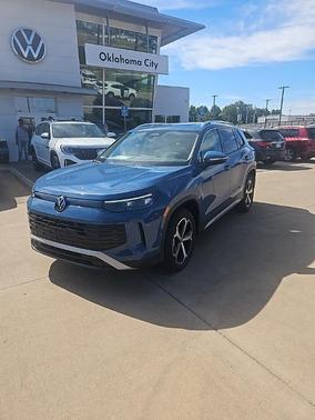 2025 Volkswagen Tiguan 2.0T SE