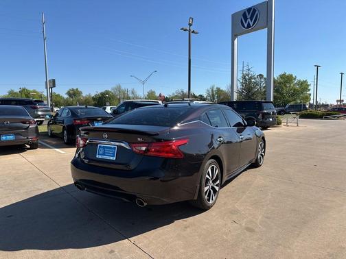 Bordeaux Black 2016 Nissan Maxima 3.5 SL