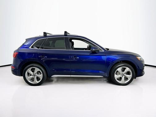 Navarra Blue Metallic 2021 Audi Q5 45 Premium Plus