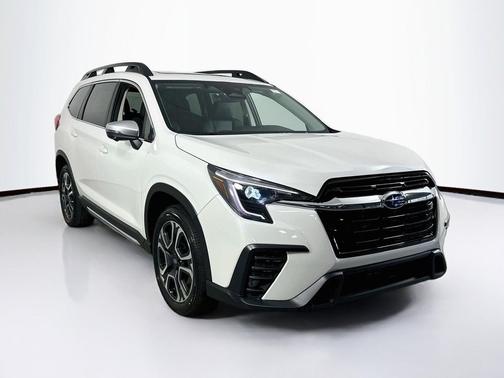 Crystal White Pearl 2023 Subaru Ascent Limited 7-Passenger