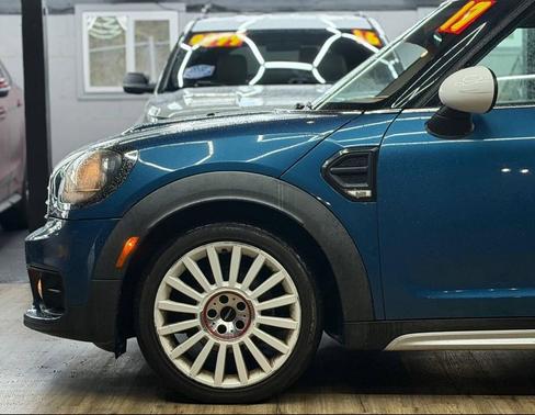 2017 MINI Countryman Cooper