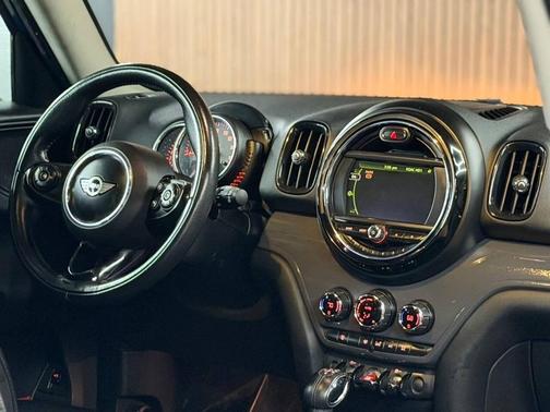 2017 MINI Countryman Cooper